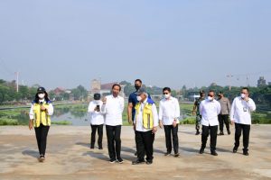 Tinjau Progres Renovasi Taman Mini Indonesia Indah