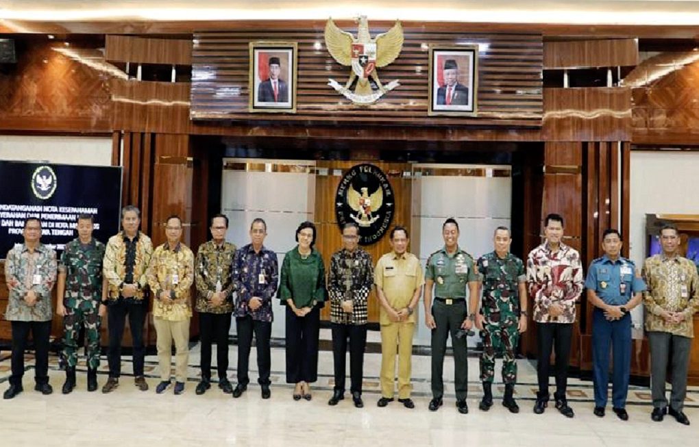 Tiga Menteri Beserta Panglima TNI Saksikan MoU Penyelesaian Status Kepemilikan Tanah Dan Bangunan TNI Dengan Pemkot Magelang