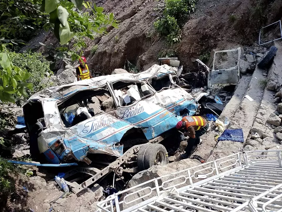 Kecelakaan Bus di Pakistan Tewaskan 35 Orang