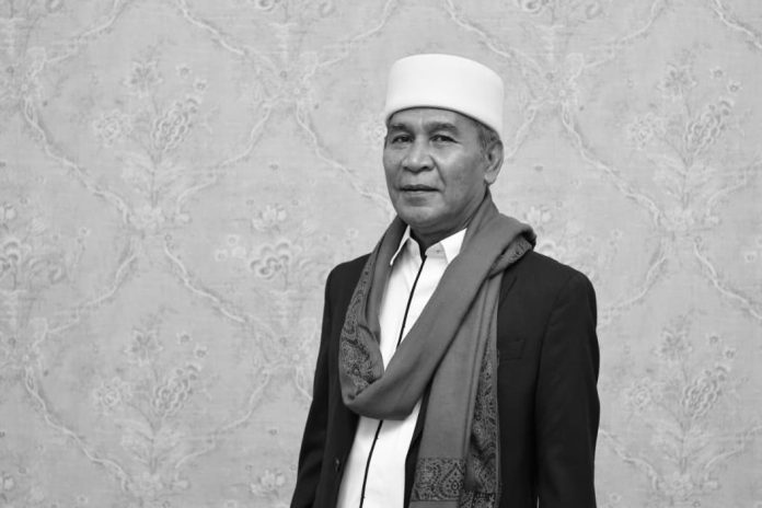 Ribuan Orang Sambut Jenazah Wacawagub Aceh Tu Sop